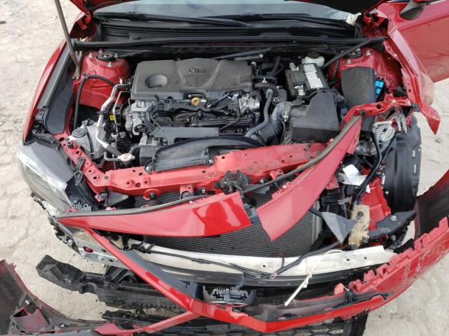 4T1T11BK7MU030167 - 2021 TOYOTA CAMRY SE RED photo 11