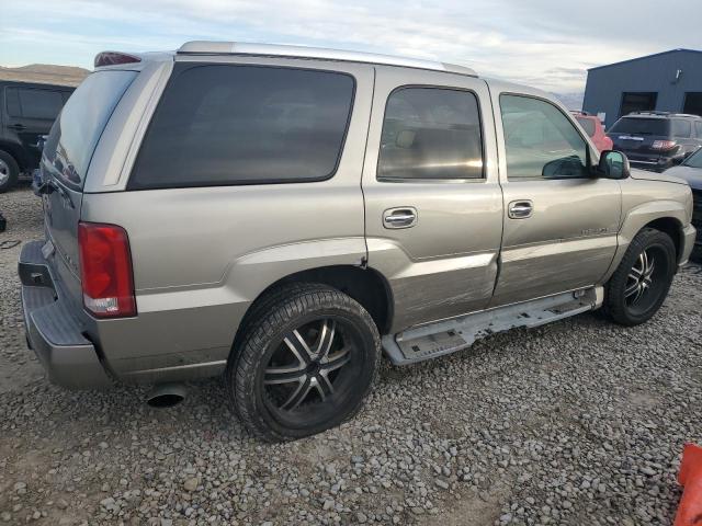 1GYEK63N12R294401 - 2002 CADILLAC ESCALADE LUXURY Золотий фото 3