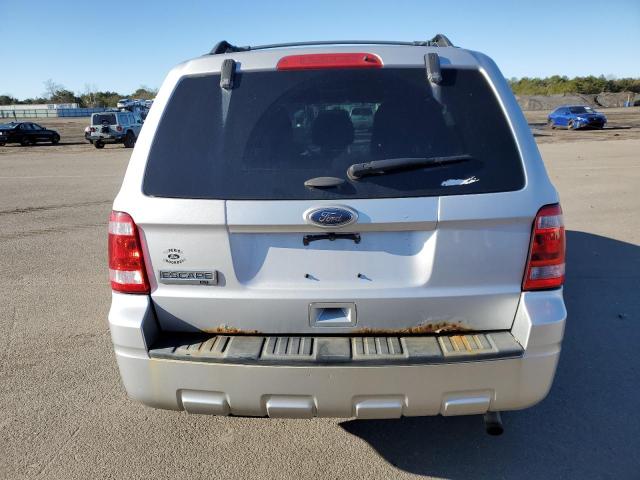 1FMCU0D70BKB39380 - 2011 FORD ESCAPE XLT SILVER photo 6