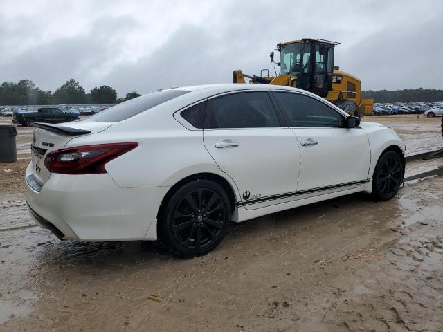 1N4AL3AP0JC224285 - 2018 NISSAN ALTIMA 2.5 Белый фото 3