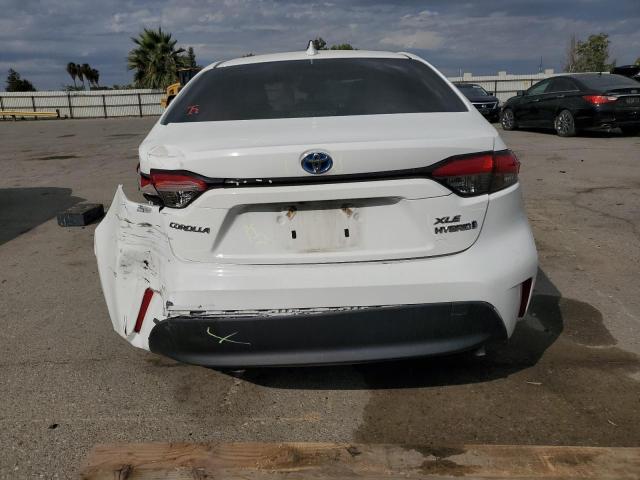 JTDBCMFE9P3004616 - 2023 TOYOTA COROLLA LE Weiß Foto 6