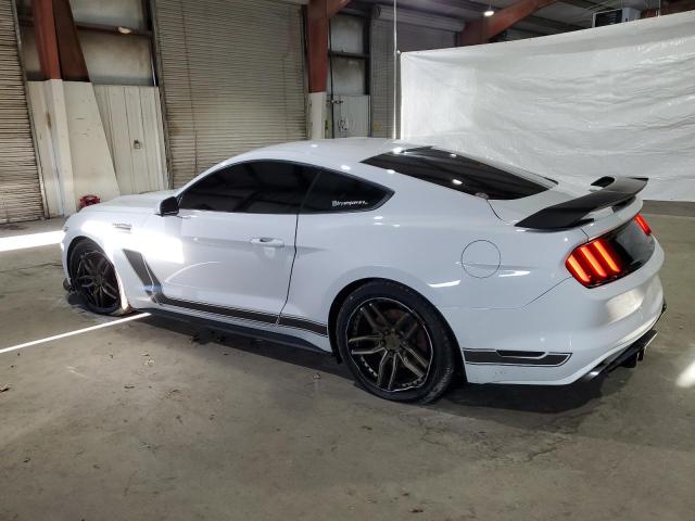 1FA6P8AM7H5311743 - 2017 FORD MUSTANG WHITE photo 2