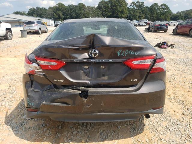 4T1B11HKXJU621561 - 2018 TOYOTA CAMRY L BROWN photo 6