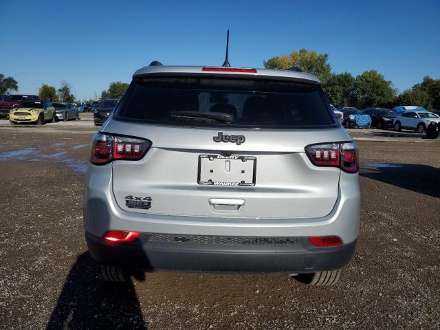 3C4NJDBN5ST532143 - 2025 JEEP COMPASS LATITUDE Արծաթագույն լուսանկար 6