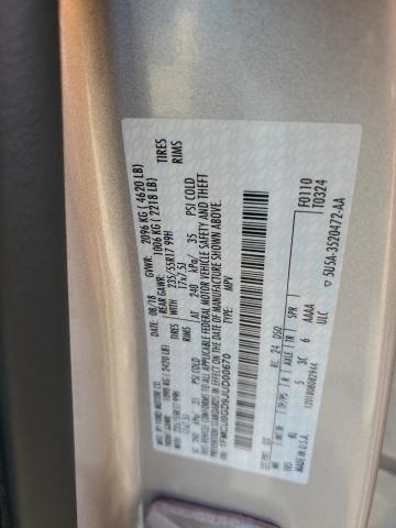 1FMCU0GD9JUD00670 - 2018 FORD ESCAPE SE Silber Foto 12