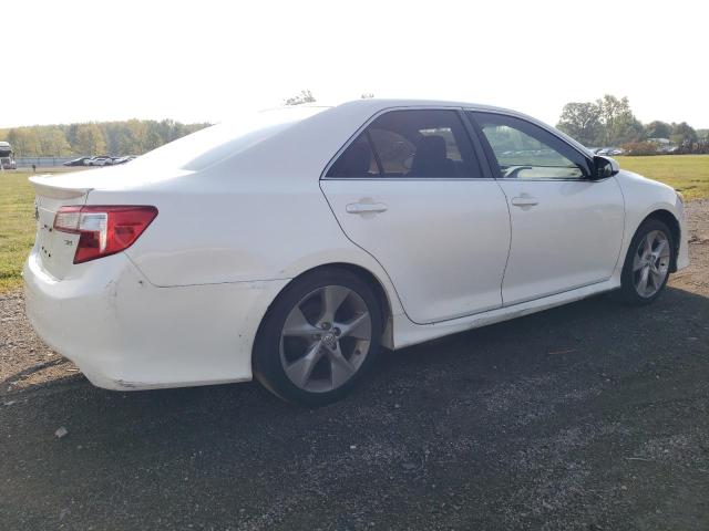 4T1BF1FK6CU624626 - 2012 TOYOTA CAMRY BASE WHITE photo 3