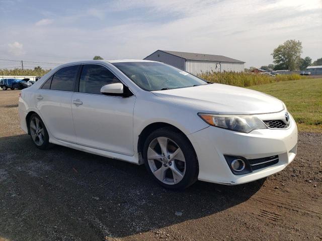 4T1BF1FK6CU624626 - 2012 TOYOTA CAMRY BASE WHITE photo 4