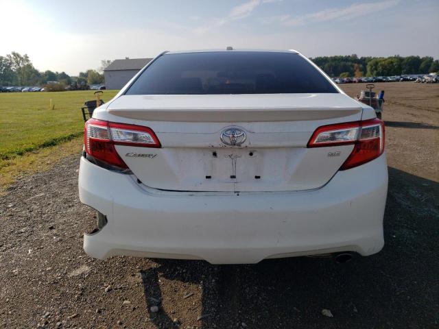 4T1BF1FK6CU624626 - 2012 TOYOTA CAMRY BASE WHITE photo 6