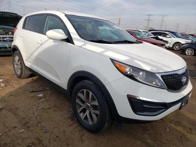 KNDPB3AC9G7872293 - 2016 KIA SPORTAGE LX WHITE photo 4