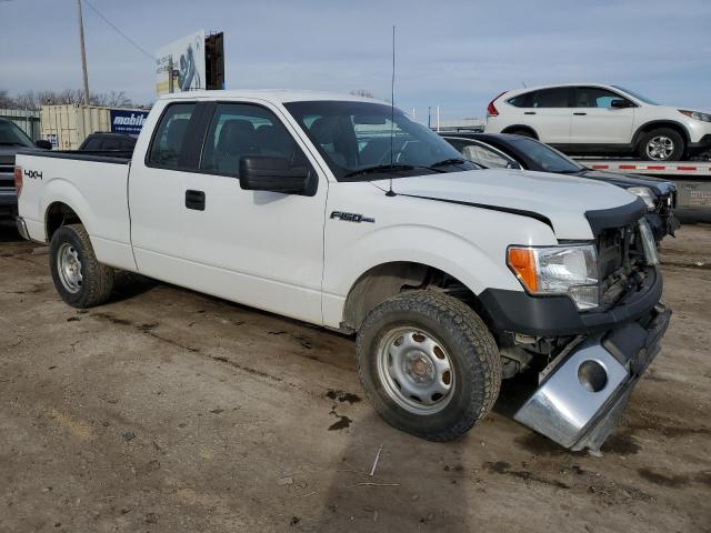 1FTFX1EF7DKE88995 - 2013 FORD F150 SUPER CAB WHITE photo 4