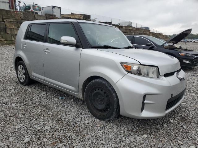 JTLZE4FE0C1146887 - 2012 TOYOTA SCION XB 银色 照片 4