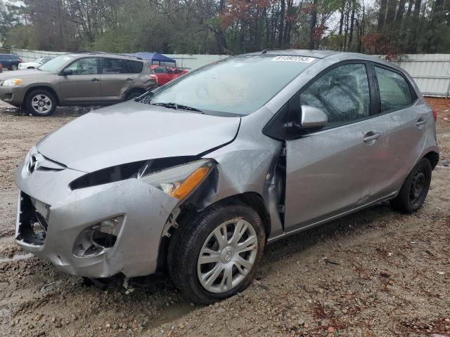 JM1DE1HY2B0129833 - 2011 MAZDA MAZDA2 SILVER photo 1