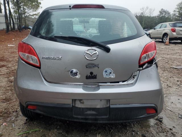 JM1DE1HY2B0129833 - 2011 MAZDA MAZDA2 SILVER photo 6