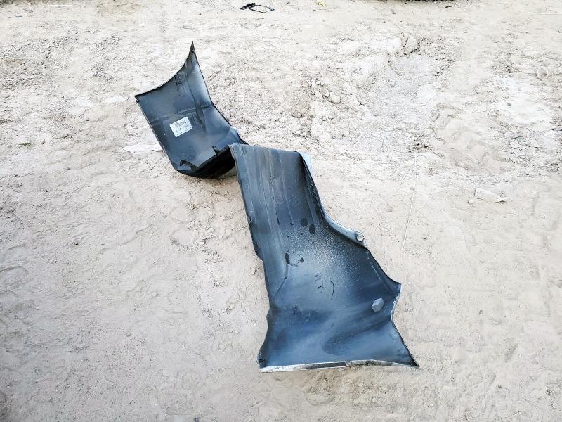 5YFBURHE8JP766339 - 2018 TOYOTA COROLLA L SILVER photo 12