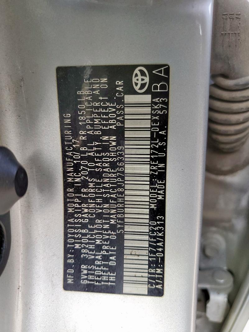 5YFBURHE8JP766339 - 2018 TOYOTA COROLLA L SILVER photo 13