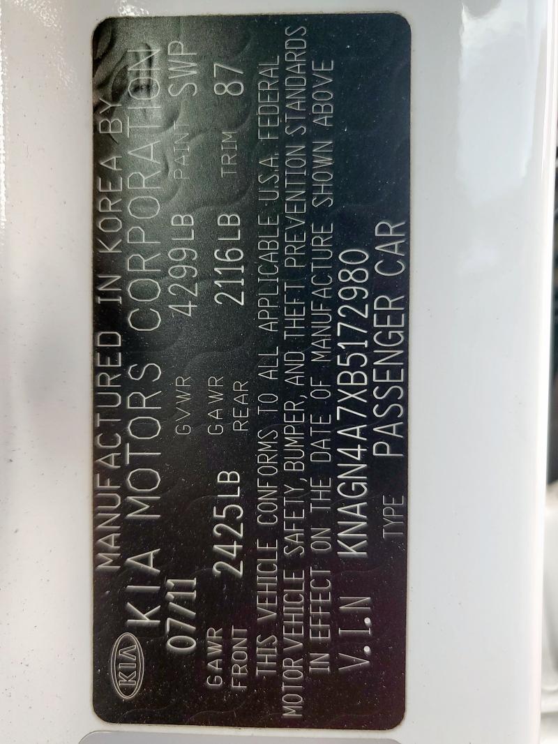 KNAGN4A7XB5172980 - 2011 KIA OPTIMA EX 白色 照片 13