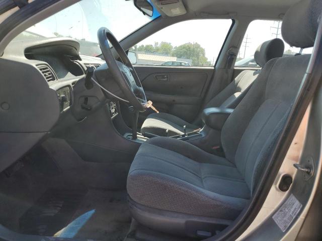 JT2BG22K810555478 - 2001 TOYOTA CAMRY CE Argent photo 7