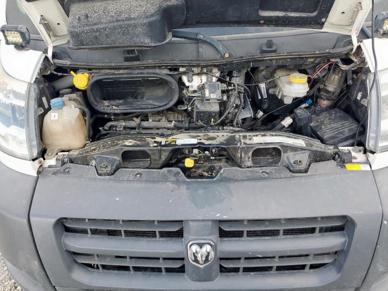 3C6TRVDD4FE507214 - 2015 RAM PROMASTER 2500 HIGH Weiß Foto 12