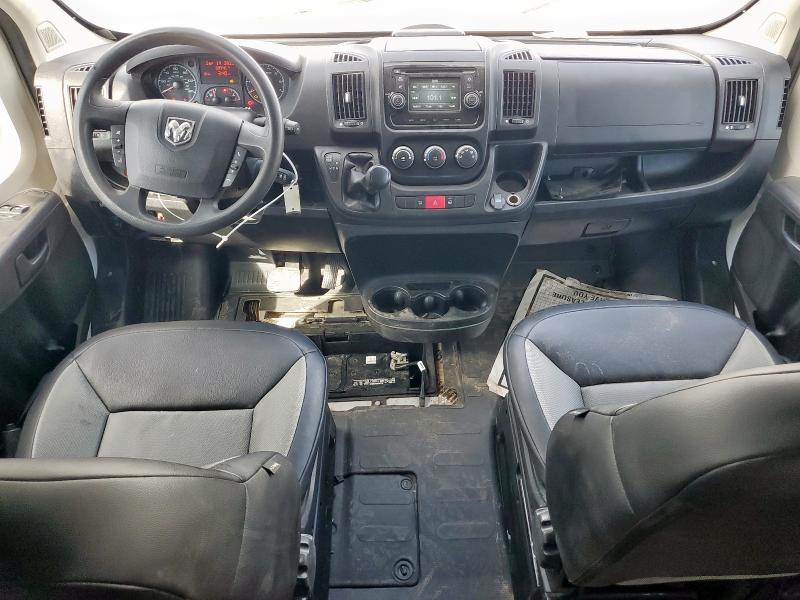 3C6TRVDD4FE507214 - 2015 RAM PROMASTER 2500 HIGH Weiß Foto 8