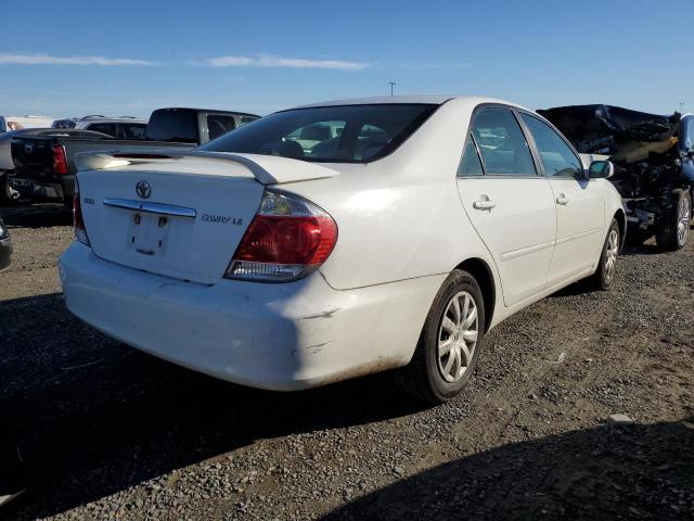 4T1BE32K05U609532 - 2005 TOYOTA CAMRY LE WHITE photo 3