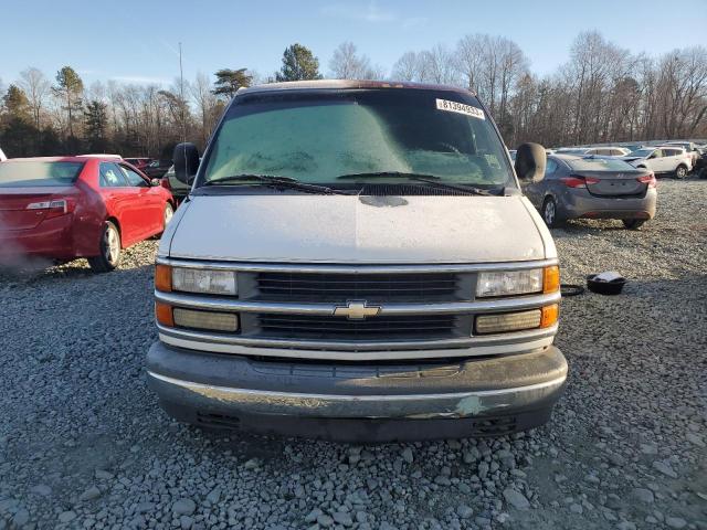 1GBFG15W5Y1269243 - 2000 CHEVROLET EXPRESS G1 WHITE photo 5