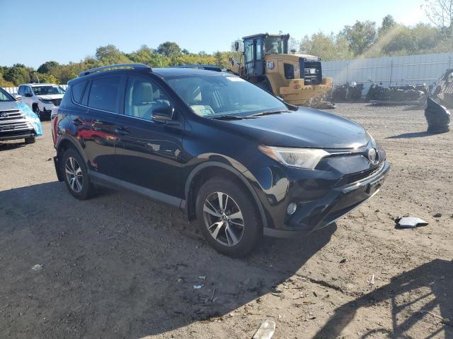 2T3RFREV6HW578769 - 2017 TOYOTA RAV4 XLE Czarny zdjęcie 4