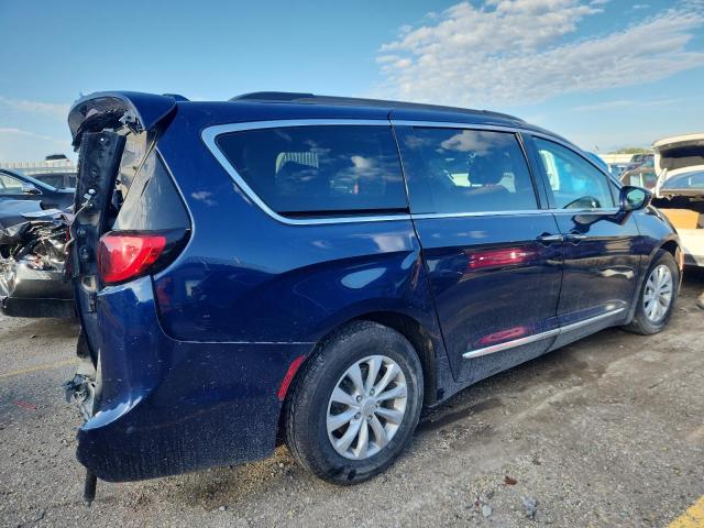 2C4RC1BGXHR675628 - 2017 CHRYSLER PACIFICA TOURING L BLUE photo 3