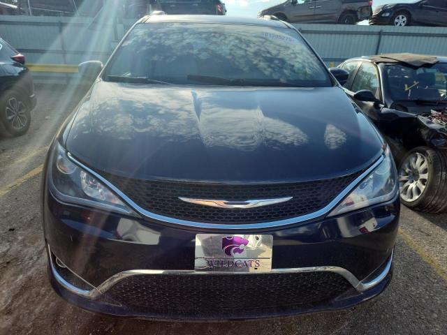 2C4RC1BGXHR675628 - 2017 CHRYSLER PACIFICA TOURING L BLUE photo 5