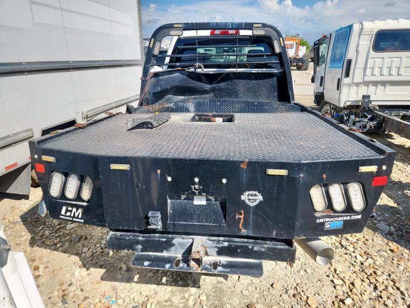 1GC4KVCY1KF165713 - 2019 CHEVROLET SILVERADO K3500 Ağ foto 6