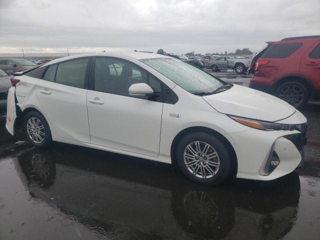 JTDKARFP3J3094311 - 2018 TOYOTA PRIUS PRIM CREAM photo 4