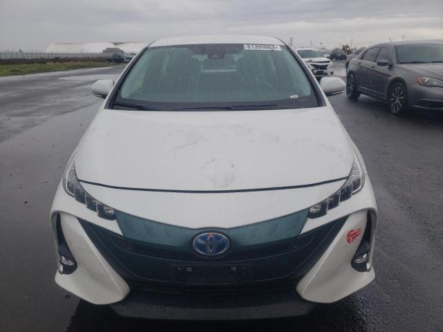 JTDKARFP3J3094311 - 2018 TOYOTA PRIUS PRIM CREAM photo 5