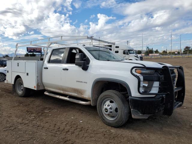 1GB4YSEY3MF132858 - 2021 CHEVROLET SILVERADO K3500 WHITE photo 4