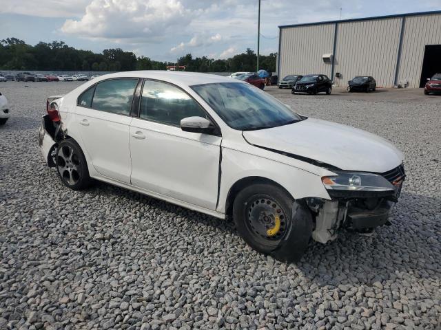 3VWDZ7AJ1BM371463 - 2011 VOLKSWAGEN JETTA SE WHITE photo 4
