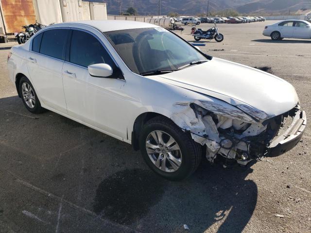 JHMCP26409C005143 - 2009 HONDA ACCORD LXP WHITE photo 4