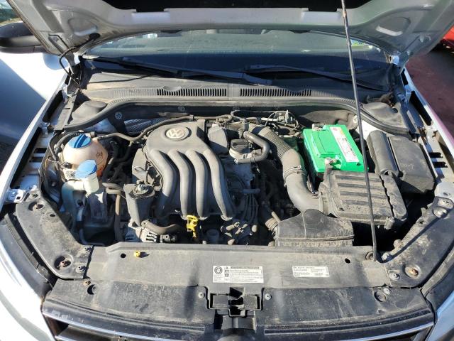 3VW2K7AJXFM304894 - 2015 VOLKSWAGEN JETTA BASE فضي صورة 11
