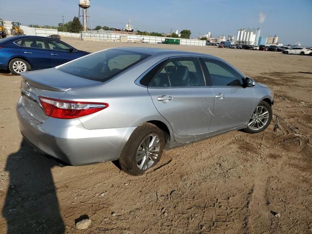 4T1BF1FK9HU317300 - 2017 TOYOTA CAMRY LE SILVER photo 3