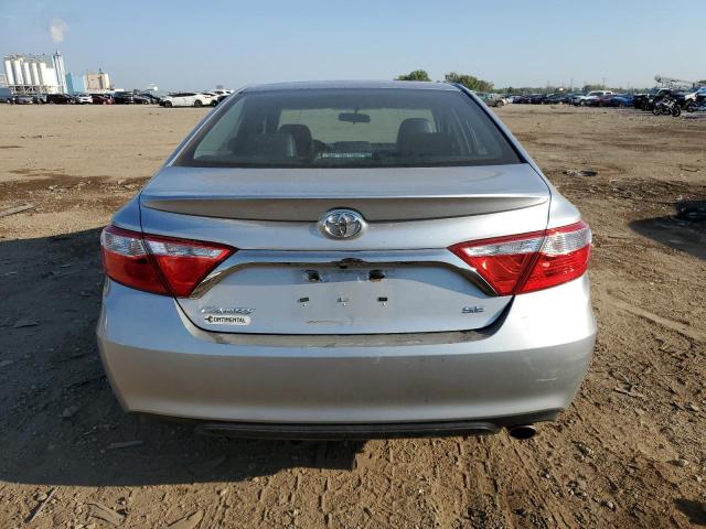 4T1BF1FK9HU317300 - 2017 TOYOTA CAMRY LE SILVER photo 6