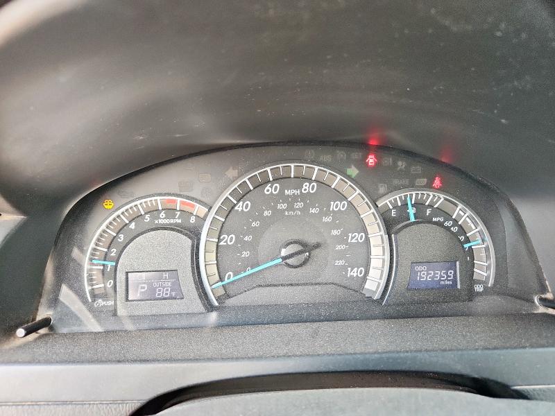 4T1BF1FK2CU589499 - 2012 TOYOTA CAMRY BASE GRAY photo 9