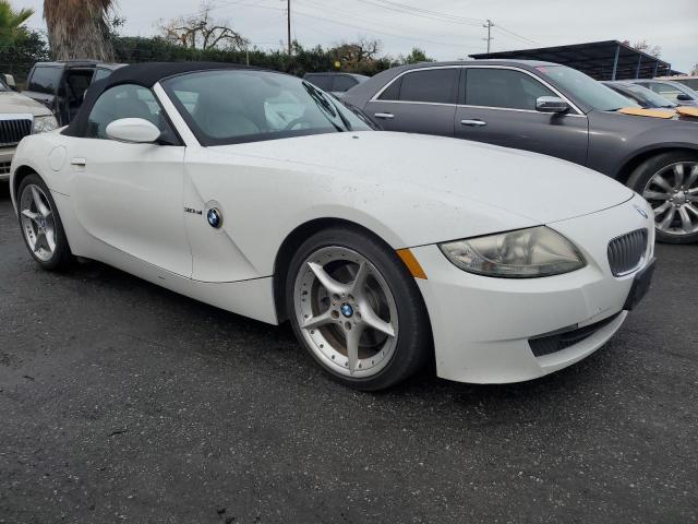 4USBU53516LX01990 - 2006 BMW Z4 3.0SI WHITE photo 4