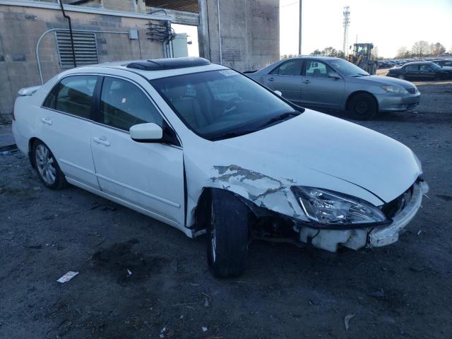 1HGCM66867A070268 - 2007 HONDA ACCORD EX WHITE photo 4