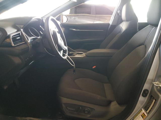4T1C11AK6NU066144 - 2022 TOYOTA CAMRY LE 银色 照片 7