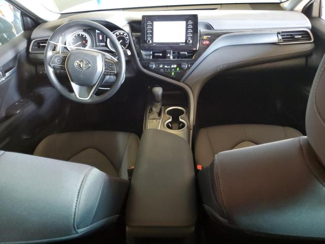 4T1C11AK6NU066144 - 2022 TOYOTA CAMRY LE 银色 照片 8