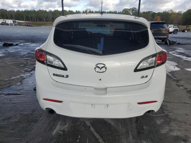 JM1BL1K61B1380115 - 2011 MAZDA 3 S WHITE photo 6