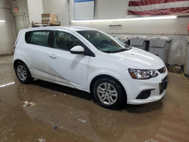 1G1JG6SB2L4139330 - 2020 CHEVROLET SONIC WHITE photo 4