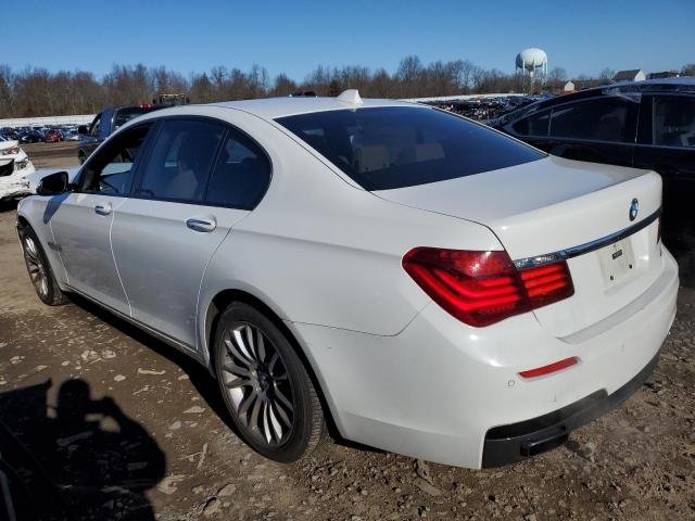 WBAYA6C5XDC995205 - 2013 BMW 740 I WHITE photo 2