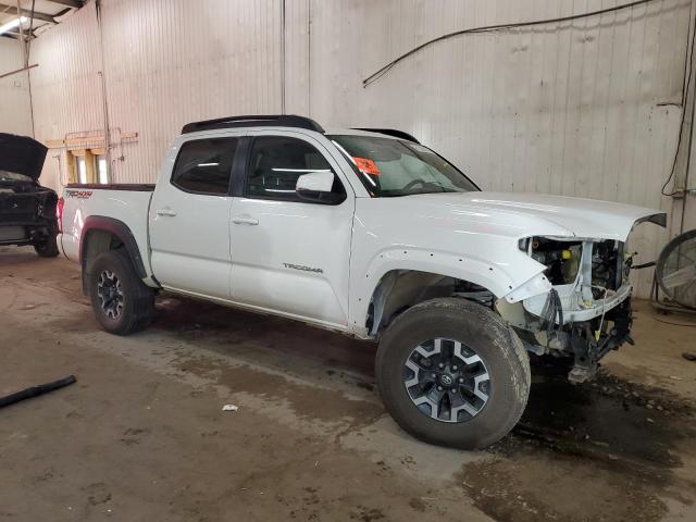 3TMCZ5AN5GM029124 - 2016 TOYOTA TACOMA DOUBLE CAB WHITE photo 4