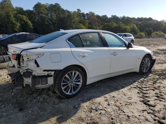 JN1EV7AR1KM590138 - 2019 INFINITI Q50 LUXE WHITE photo 3