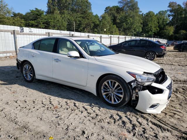 JN1EV7AR1KM590138 - 2019 INFINITI Q50 LUXE WHITE photo 4
