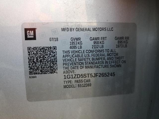 1G1ZD5ST5JF265245 - 2018 CHEVROLET MALIBU LT Серебристый фото 13