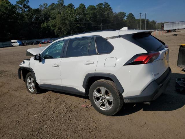 2T3W1RFV3LC047118 - 2020 TOYOTA RAV4 XLE WHITE photo 2